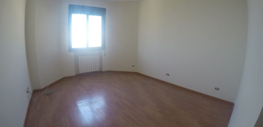 Spacious Apartment for Rent in Mtayleb