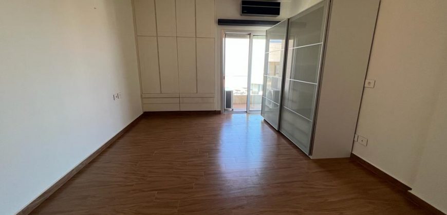 Deluxe Apartment with Sea View for Rent in Bayada