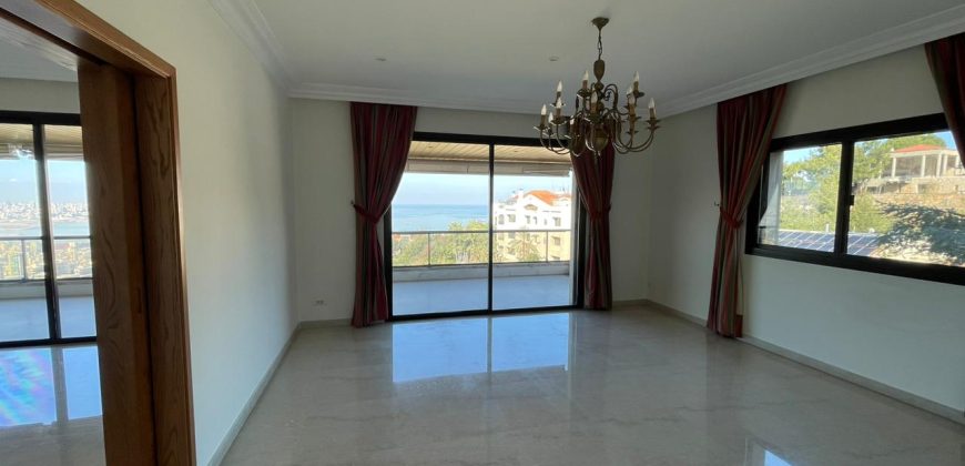 Sea view Apartment for Rent in Rabieh