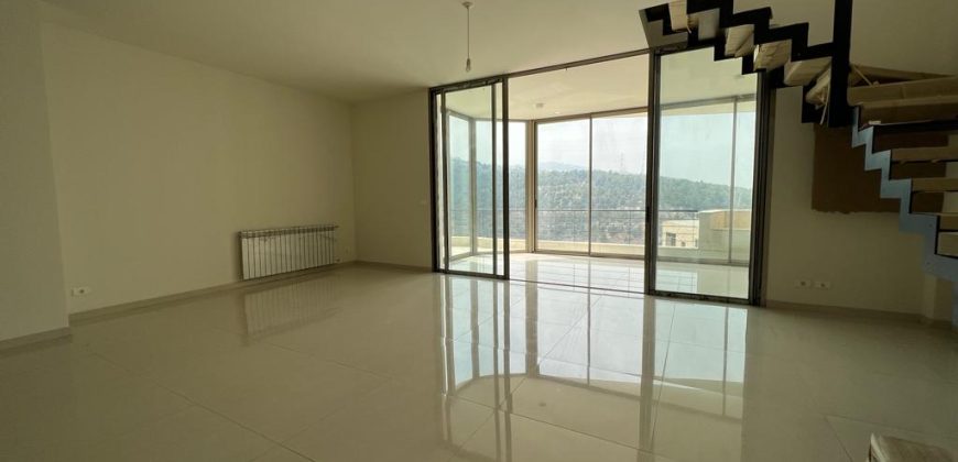 Super Deluxe Duplex with Terrace for Sale in Rabweh