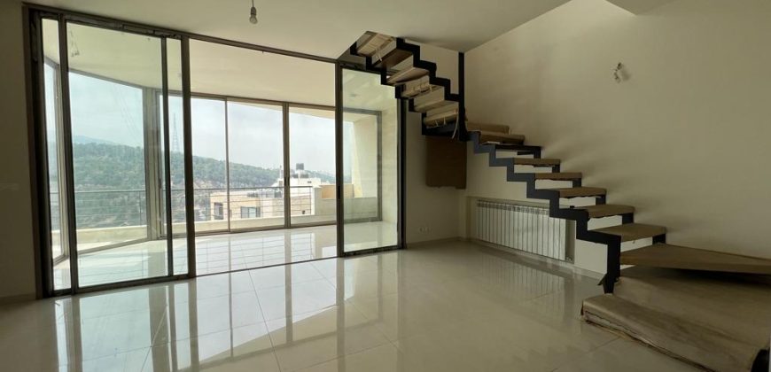 Super Deluxe Duplex with Terrace for Sale in Rabweh