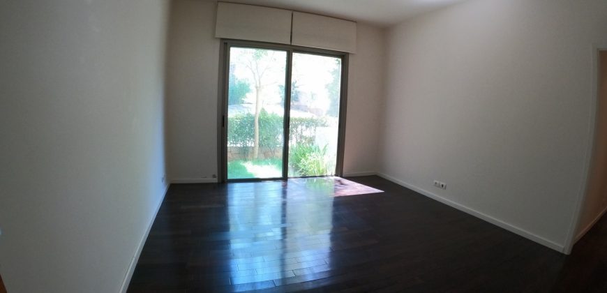 Spacious Deluxe Apartment for Sale in Bayada