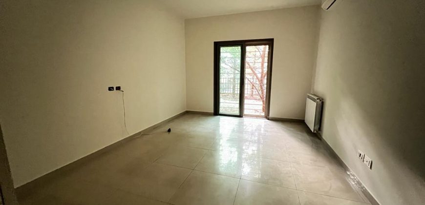 Spacious Apartment Terrace & Garden for Rent in Rabweh