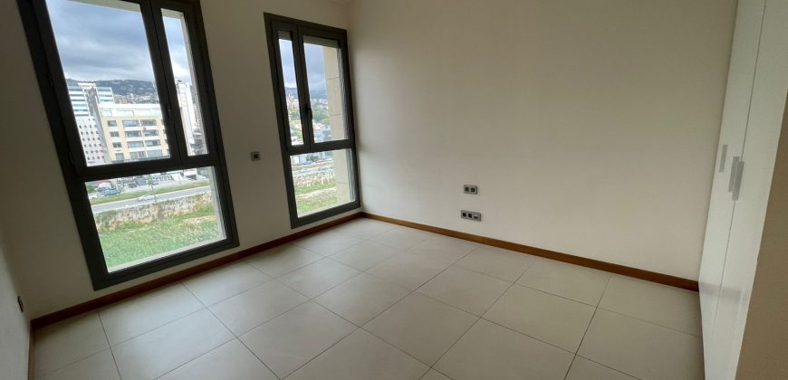 Apartment For Rent in Dbaye Waterfront