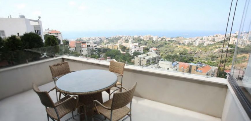 Apartment For Rent in Mtayleb