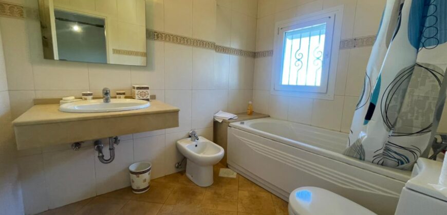 Apartment for Rent in Ain Aar