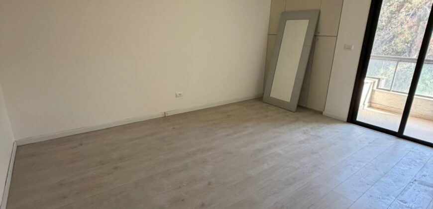 Apartment for Rent in Mtayleb