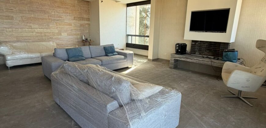 Apartment for Rent in Mtayleb