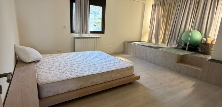 Apartment for Rent in Mtayleb