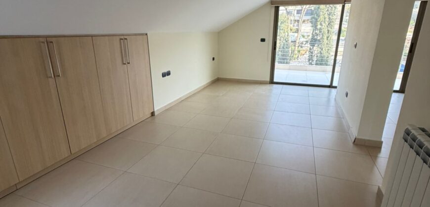 Apartment for Rent in Kornet el Hamra