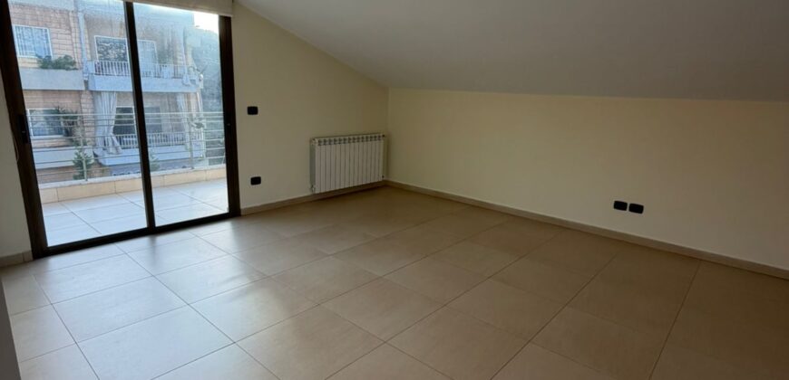 Apartment for Rent in Kornet el Hamra