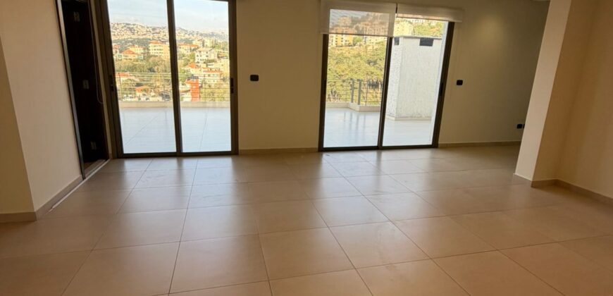 Apartment for Rent in Kornet el Hamra