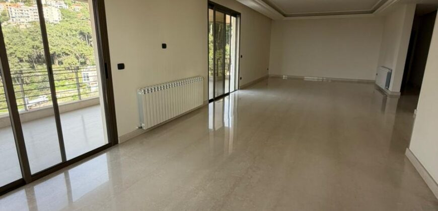 Apartment for Rent in Kornet el Hamra