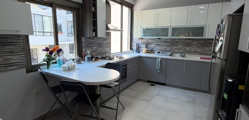 Apartment for Sale in Beit el Chaar
