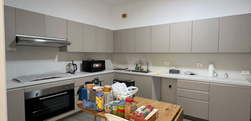 Apartment For Sale in Bayada