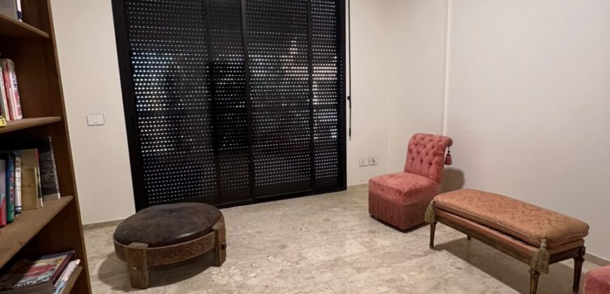 Apartment For Sale in Bayada