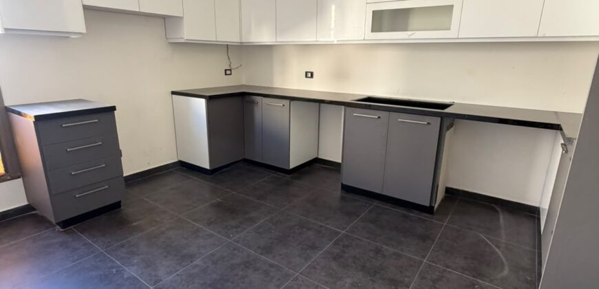 Apartment for Sale in Deek el Mehdi