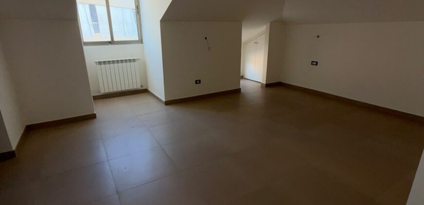 Apartment for Sale in Deek el Mehdi